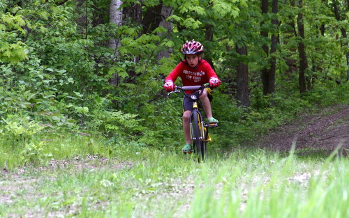 Jens riding down the trail towards Twin Lakes