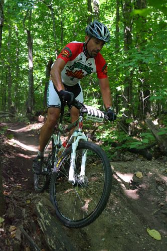 Steve Wenzel rolling through the challeging singletrack at Maplelag, Laddies Loppet Sport cross country race, 2009