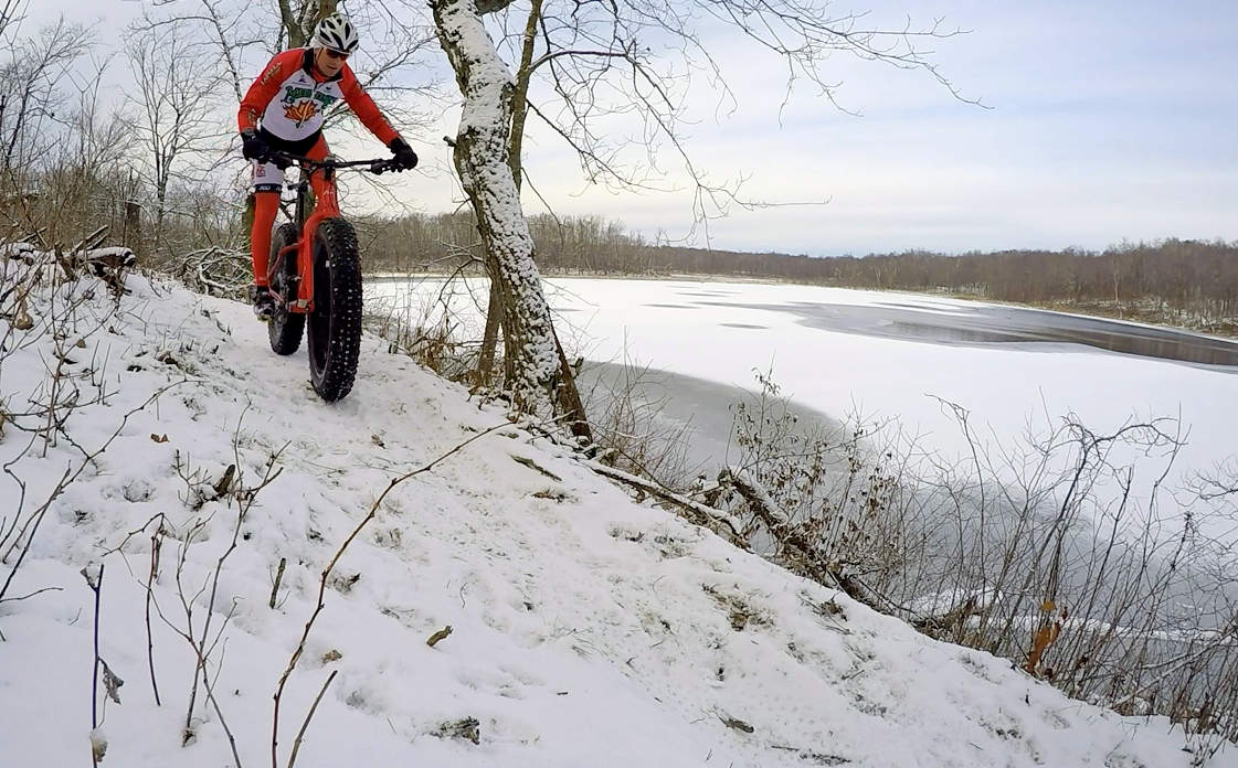 Fat biking on Twin Lakes singletrack. December 5th, 2016.