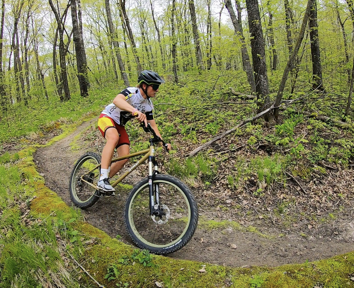 This image has an empty alt attribute; its file name is mtbfun.jpg